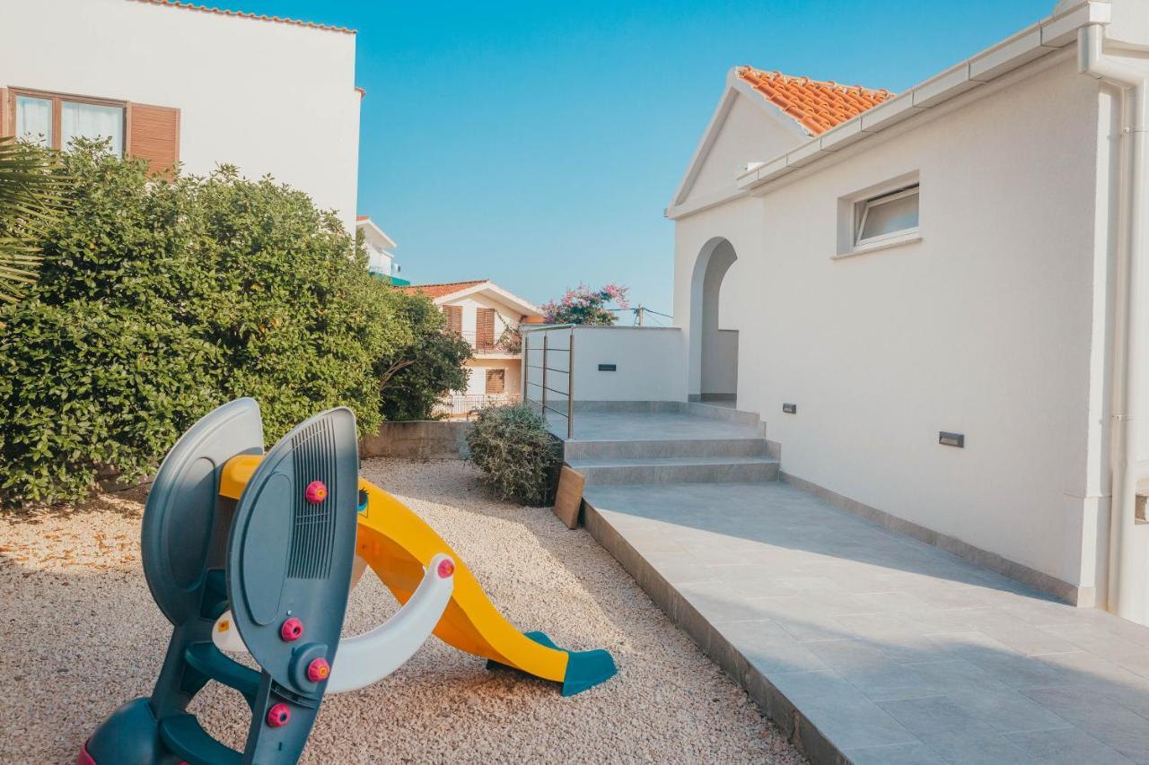 Apartments Nina Brist Ngoại thất bức ảnh